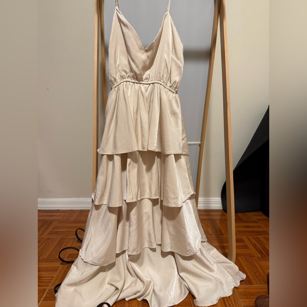 Source Unknown Cream Layered Maxi Dress